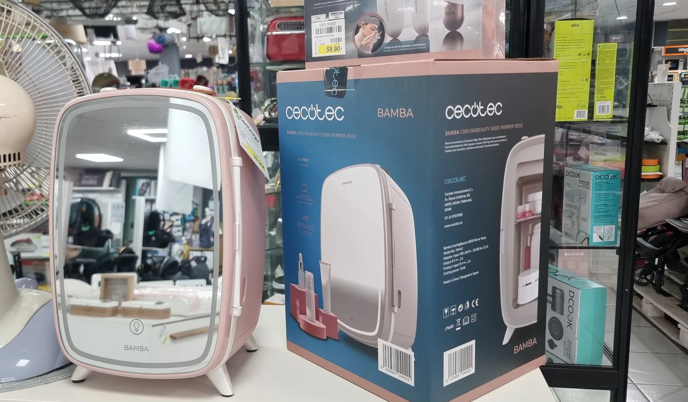 Producto y caja Bamba Cecotec en la zona de cuidado personal